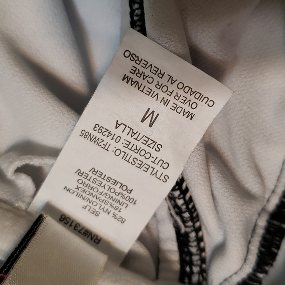 ❤️3/$30 - 2 piece swimsuit M top L bottom - Picture 12 of 16